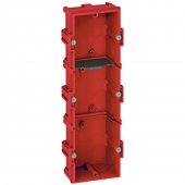 Doza aparat Legrand Batibox 080143 - 3 post - montaj sub tencuiala